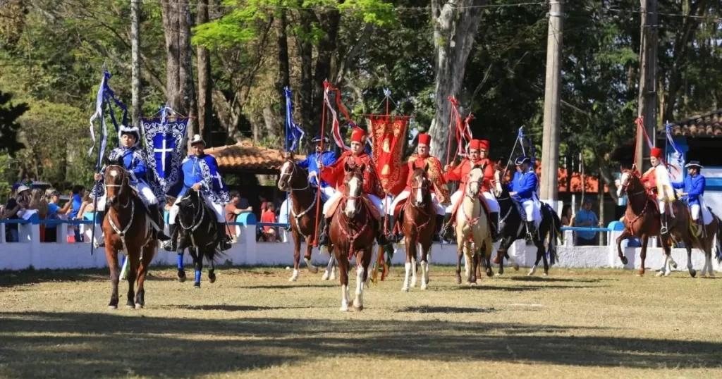 Cavalhadas-da-Franca-Divulgacao-1024x538 Com 195 anos, Cavalhadas mantêm viva a alma de Franca