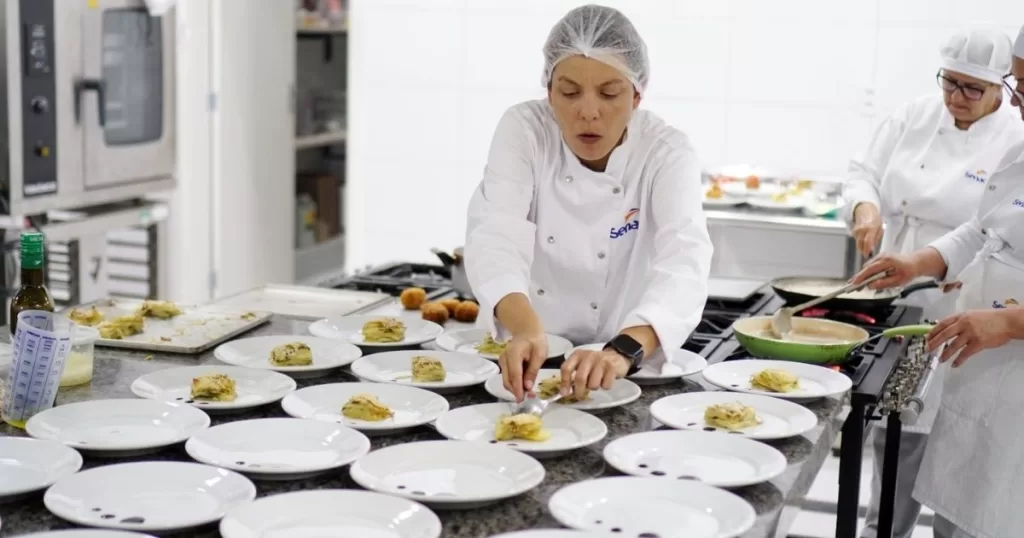 Pastoral do Menor abre 120 vagas em 6 cursos gratuitos- Will insert post title.