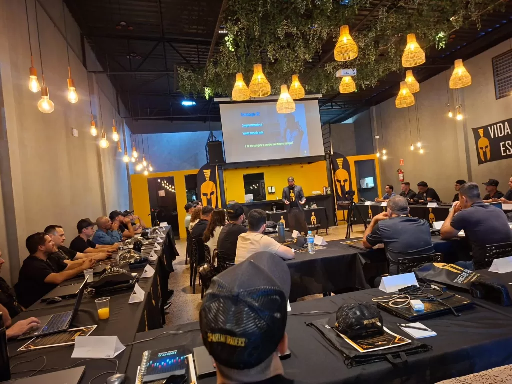 Operadores da bolsa de valores se reúnem em Franca- Will insert post title. Operadores da bolsa de valores se reúnem em Franca- Will insert post title.