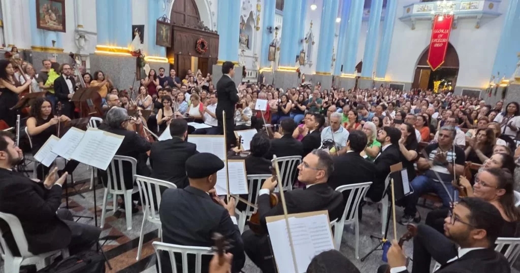 Orquestra Sinfônica de Franca emociona em concerto memorável de Natal- Will insert post title. Orquestra Sinfônica de Franca emociona em concerto memorável de Natal- Will insert post title.