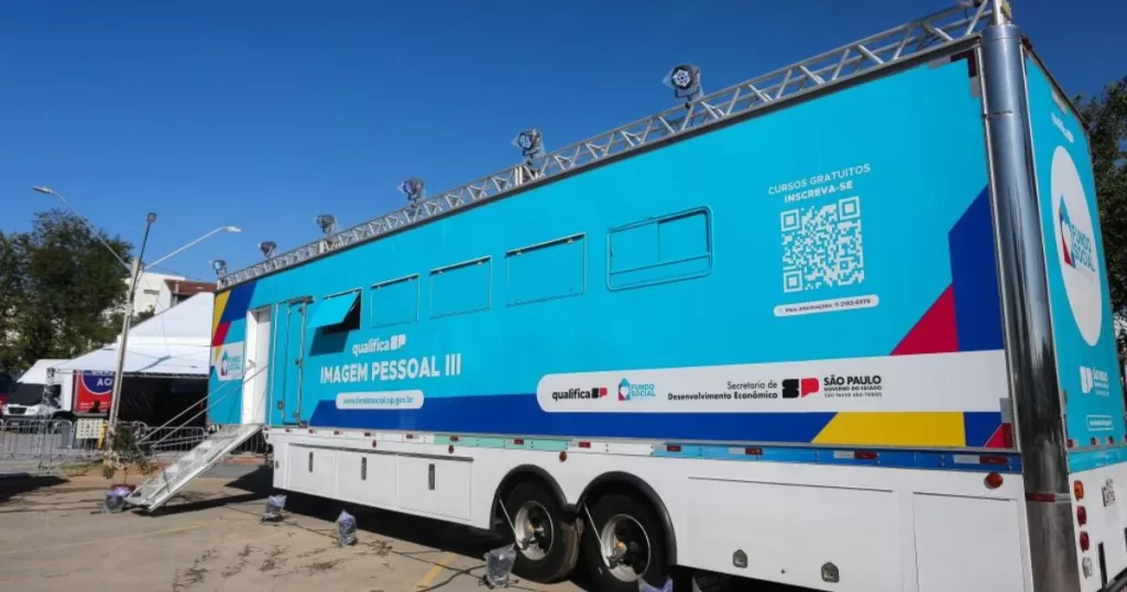 Cinco entidades recebem "pacotão" de ações de Deputada Graciela- Will insert post title. Cinco entidades recebem "pacotão" de ações de Deputada Graciela- Will insert post title.