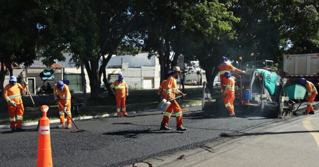 Asfalto-Novo-2-Divulgacao-Prefeitura-de-Franca-1024x538 "Asfalto Novo" chega na avenida Willian Azzuz